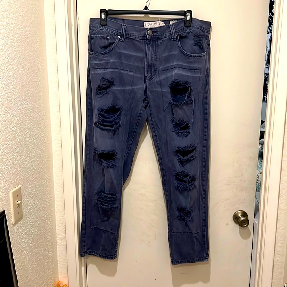 🔥GREY DISTRESSED Y2K OMBRE SHREDDED JEANS